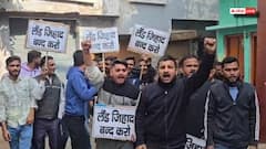 बुलंदशहर: हनुमान टीला मंदिर के सामने मुस्लिम शख्स के घर खरीदने पर हंगामा, किया ये अनोखा विरोध