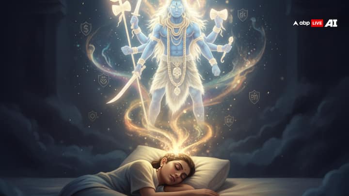 स्वप्न में श्नान, त्रिशूल या किसी ऐसे देवता का दर्शन प्राप्त होना, जो दर्शाता है कि, काल भैरव आपकी भक्ति से प्रसन्न हैं और आपके ऊपर कृपा बनी हुई है.