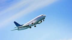 धमकी वाले मैसेज की वजह से लेट हुई फ्लाइट तो भी मिलेगा रिफंड, जानें क्या है नियम?