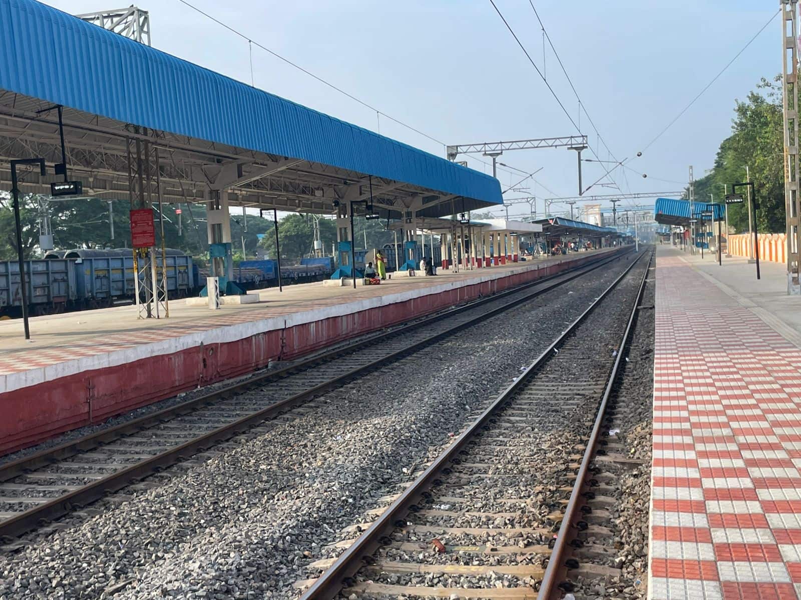 Eluru Railway Station: ఫొటో చూసి గుడి అనుకున్నారా.. ఇది ఏలూరు రైల్వే స్టేషన్, వినూత్న డిజైన్‌తో నిర్మాణం