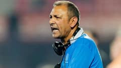 अचानक टीम इंडिया के कोच का इस्तीफा, ‘निजी कारणों’ का दिया हवाला