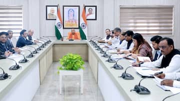 किसानों की समृद्धि के लिए पश्चिम यूपी के गांवों में पहुंच रही योगी सरकार, चार जिलों में लगेगी कृषि चौपाल