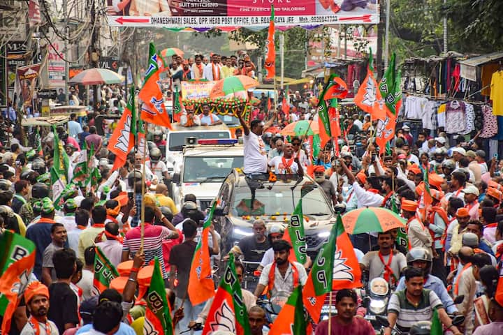 नौ बार चुनाव जीत चुके डॉ. प्रेम कुमार ने चयन के बाद कहा कि एनडीए नेतृत्व और जनता ने उन पर जो भरोसा जताया है, वे उसके लिए आभारी हैं और सदन की गरिमा बनाए रखने के लिए पूरी निष्ठा से काम करेंगे. आइए जानते हैं वह कितने पढ़े-लिखे हैं और उन्होंने कहां से शिक्षा ली है.