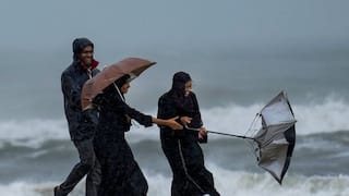 Chennai Heavy Rain: எங்கு கரையை கடக்க போகிறது.? குறி வைத்த டிட்வா- அமைச்சர் கே.கே.எஸ்.எஸ்.ஆர் சொன்ன முக்கிய அப்டேட்