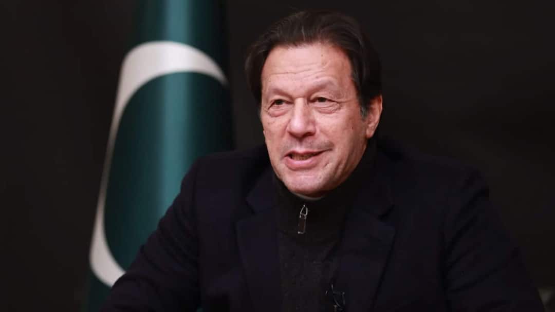Imran Khan Calls For Nationwide Protests After 17-Year Toshakhana-II Sentence Imran Khan Calls For Nationwide Protests After 17-Year Toshakhana-II Sentence Imran Khan Calls For Nationwide Protests After 17-Year Toshakhana-II Sentence
