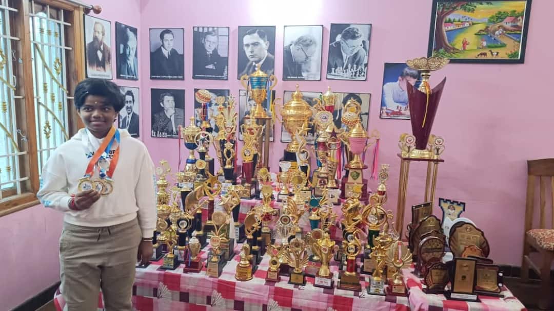 தாய்லாந்தில் தங்கப் பதக்கம் வென்று இந்தியாவுக்கு பெருமை சேர்த்த திருப்பத்தூர் வீரமங்கை! சதுரங்க வீராங்கனையின் சாதனை!