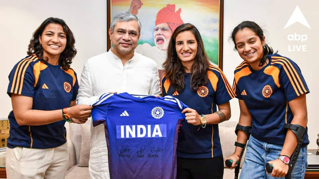 ফাইনালে খেলতে পারেননি, মাঠে ছিলেন হুইলচেয়ারে, বিশেষ সম্মান, ক্রীড়া দফতরে পেলেন বড় দায়িত্ব ফাইনালে খেলতে পারেননি, মাঠে ছিলেন হুইলচেয়ারে, বিশেষ সম্মান, ক্রীড়া দফতরে পেলেন বড় দায়িত্ব