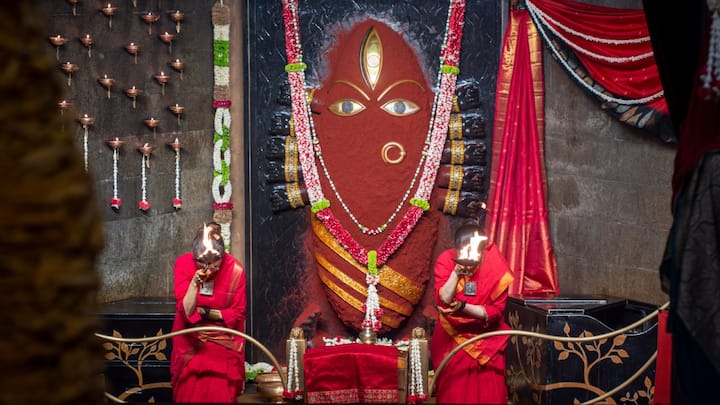 Samantha Wedding Linga Bhairavi Temple: సమంత పెళ్లి తర్వాత లింగ భైరవి దేవి ఆలయం, భూత శుద్ధి వివాహం గురించి చర్చ మొదలైంది. ఆ లింగ భైరవి దేవి ఆలయం ఫోటోలు చూడండి.