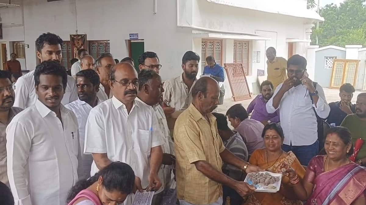 எத்தனை ஆண்டுகள் ஆனாலும் நான்தான் சூப்பர் ஸ்டார்: கம்பீரம் காட்டும் 165 வயது தஞ்சாவூர் ரயில் நிலையம்