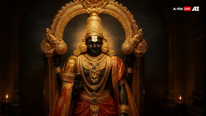 తిరుమల విగ్రహం చాలా ప్రత్యేకమైనది ..చాలా గొప్పది. విగ్రహం వెనుక నుంచి ఎప్పుడూ సముద్రపు అలల శబ్దం వస్తుందని చెబుతారు. విగ్రహాన్ని లక్ష్మీదేవి మరియు విష్ణుమూర్తి ఇద్దరి రూపంగా భావిస్తారు