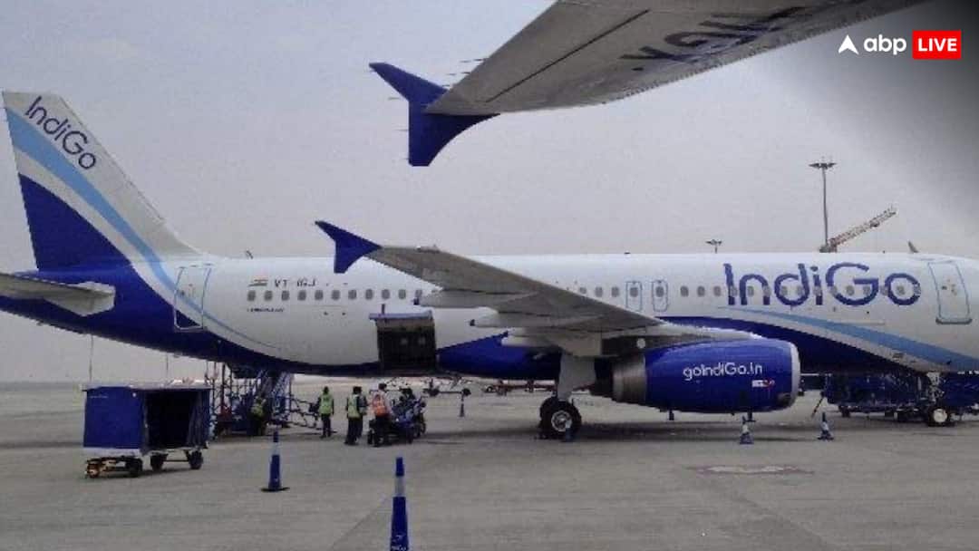 indigo airlines faces technical difficulties at rajiv gandhi international airport in shamshabad in hyderabad telangana ann मुंबई, अहमदाबाद, बेंगलुरु, चेन्नई और दिल्ली की उड़ानें प्रभावित, इस एयरपोर्ट पर फंसे 1000 यात्री