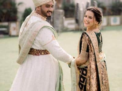 अभिनेत्री प्राजक्ता गायकवाड हिनं आजवर अनेक मालिका, सिनेमांमध्ये काम केलंय. पण तिला खरी ओळख मिळाली ती 'स्वराज्यरक्षक संभाजी' मालिकेमुळे.