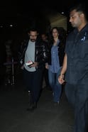 Spotted: मुंबई एयरपोर्ट पर सुबह सुबह सेलेब्स का हुजूम, आमिर खान, मौनी रॉय, मीरा कपूर सहित कई एक्टर्स दिखे