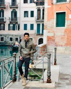 शादी से 4 साल पहले पांच साल की लड़की को लिया गोद, जानिए कौन है 'कहीं तो होगा' के 'सुजल' की बेटी और बीवी