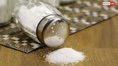 सर्दियों में नमकीन और तला-भुना खाने से हो सकती हैं ये दिक्कतें, जानें ज्यादा नमक खाने के नुकसान