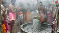 नए साल पर महाकाल मंदिर में भक्तों की भारी भीड़, दर्शन के नियमों में हुए बड़े बदलाव