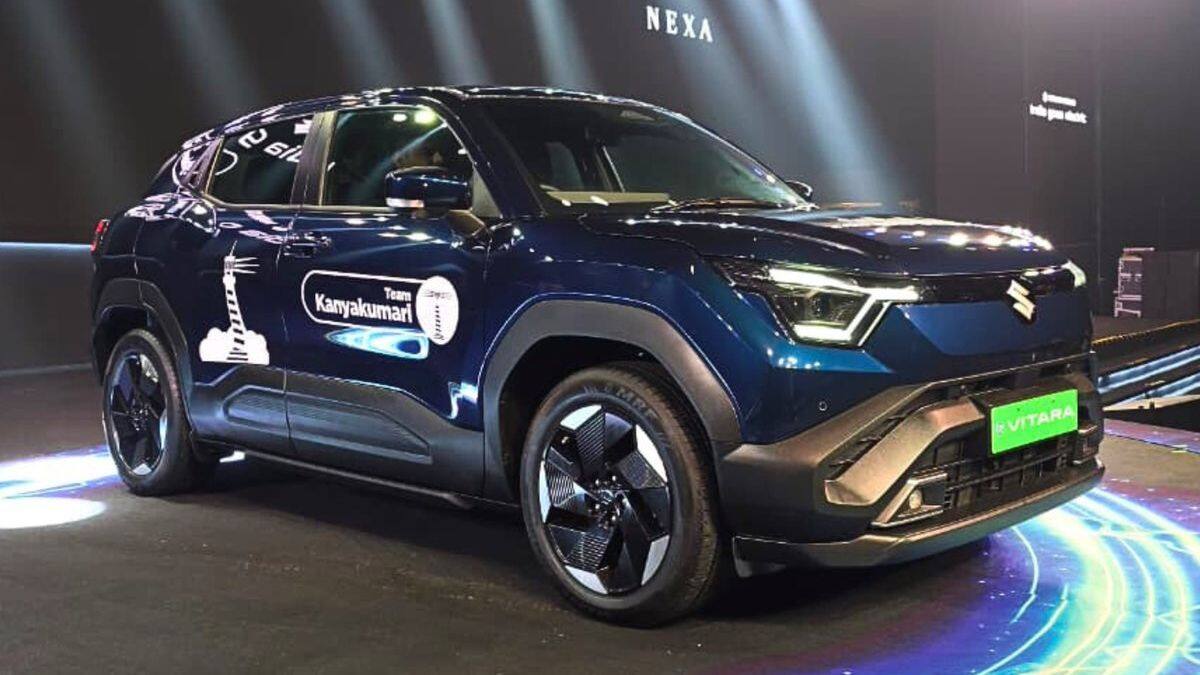 Maruti eVitara: முதல் EV கார்னா சும்மாவா.. யூரோப்பியன் டச்,மொத்த வித்தையையும் இறக்கிய மாருதி - விலையிலும் ட்விஸ்ட்