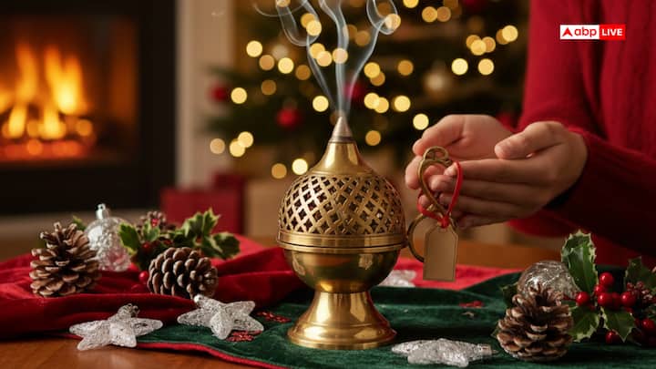 वास्तु शास्त्र में धूपदान का खास महत्व होता है. इसे उपहार में देना आपके दोस्तों के घर में पवित्रता और शांतिपूर्ण वातावरण बनाने में मदद करता है, क्योंकि धूपदान से निकलने वाला धुआं वातावरण को शुद्ध करता है, जिससे घर में सकारात्मक ऊर्जा का वास होता है.