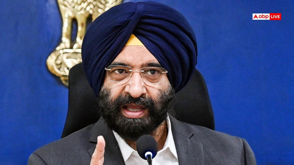 Delhi Choking, Minister Says ‘Can’t Fix AQI In 9-10 Months’, Targets AAP