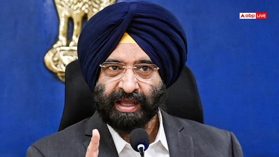 Delhi Choking, Minister Says ‘Can’t Fix AQI in 9-10 Months’, Targets AAP