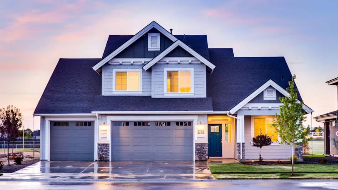 Home Buying Tips: புதுசா வீடு வாங்கப் போறீங்களா? - இதெல்லாம் கரெக்டா நோட் பண்ணுங்க!