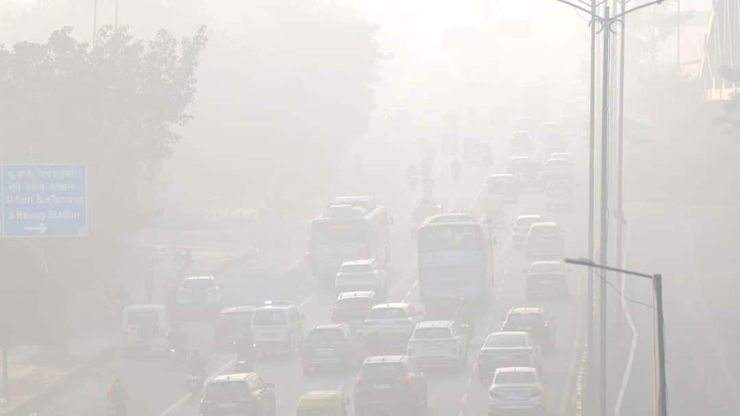 ‘Fix All Potholes In 72 Hours’: Delhi Govt Unveils Aggressive Anti-Pollution Plan