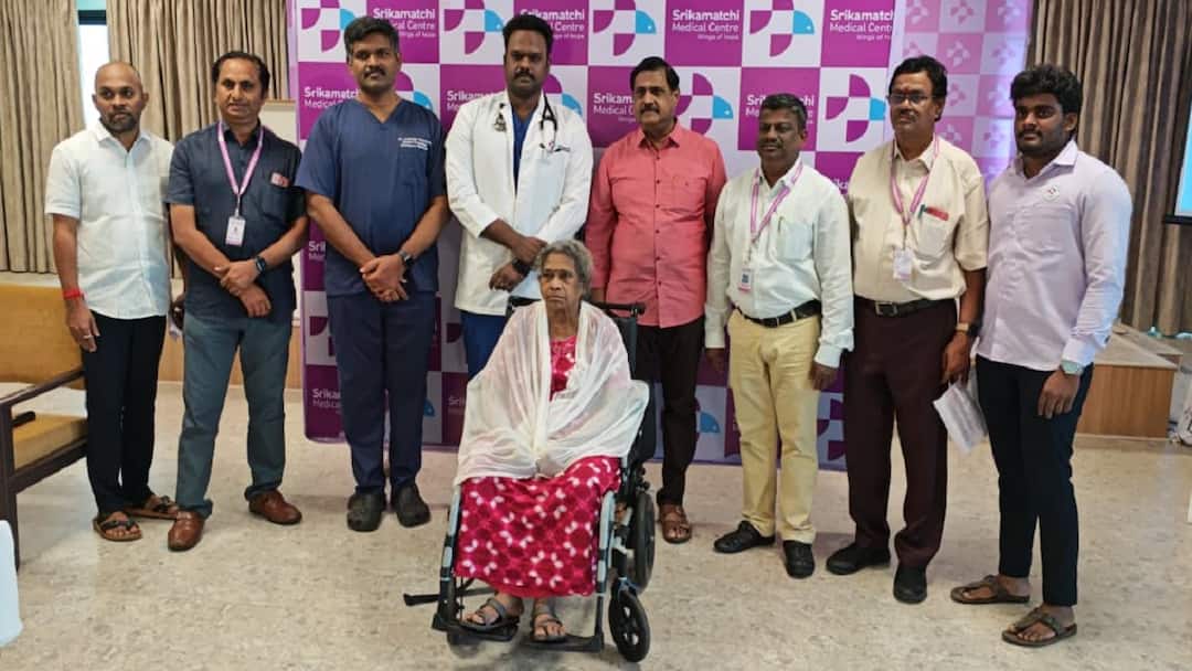 மூதாட்டிக்கு இருதய நுண்துளை ரத்தக்குழாய் மூலம் சிறிய பேஸ்மேக்கர் கருவி பொருத்தி சாதித்த ஸ்ரீகாமாட்சி மருத்துவமனை