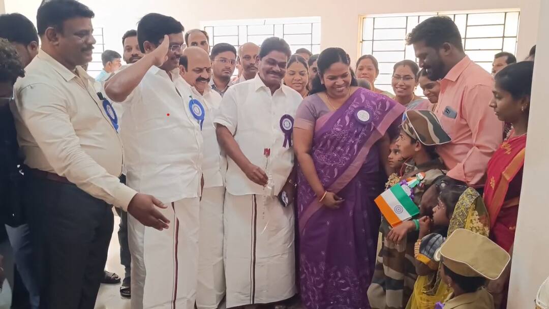 ராணுவ உடையில் வந்த மாற்றுத்திறனாளி குழந்தைக்கு ராயல் சல்யூட் அடித்த எம்எல்ஏ! திருப்பத்தூரில் நெகிழ்ச்சி