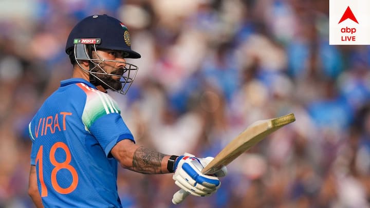 দক্ষিণ আফ্রিকার বিরুদ্ধে ওয়ান ডে ক্রিকেটে সাতটি সেঞ্চুরি হয়ে গেল বিরাটের। সচিন তেন্ডুলকর, ডেভিড ওয়ার্নারদের আগেই পেরিয়ে গিয়েছিলেন। দক্ষিণ আফ্রিকার বিরুদ্ধে ওয়ান ডে ক্রিকেটে সবচেয়ে বেশি সেঞ্চুরি করার নজির এতদিন ছিল কেন উইলিয়ামসনের (৭টি)। সেই কীর্তি স্পর্শ করলেন কোহলি।