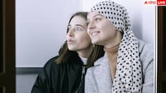 Colon Cancer Symptoms: 30 साल उम्र के बाद नजर आएं ये 4 साइन तो तुरंत भागें डॉक्टर के पास, वरना कोलन कैंसर बना लेगा शिकार