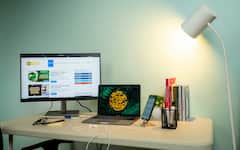 काम करताना ऊर्जा, फोकस आणि प्रेरणा मिळवायची आहे? वास्तुशास्त्र लक्षात ठेवा!