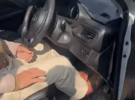 ਨਸ਼ੇ 'ਚ ਧੁੱਤ ASI ਨੇ 10 ਗੱਡੀਆਂ ਨੂੰ ਮਾਰੀ ਟੱਕਰ, ਕਈ ਹੋਏ ਜ਼ਖ਼ਮੀ; ਫਿਰ ਜੋ ਹੋਇਆ...