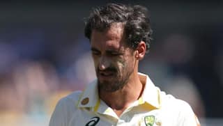 ENG vs AUS: ફાસ્ટ બોલર મિશેલ સ્ટાર્કે 6 વિકેટ લઈ તહેલકો મચાવ્યો, હરભજન સિંહને પાછળ છોડી દીધો