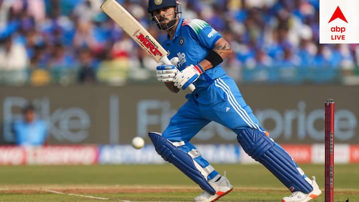 ওয়ান ডে ক্রিকেটে কোহলির সবচেয়ে বেশি সেঞ্চুরি রয়েছে শ্রীলঙ্কার বিরুদ্ধে। তাদের বিরুদ্ধে ১০টি ওয়ান ডে সেঞ্চুরি রয়েছে তাঁর। এছাড়া ওয়েস্ট ইন্ডিজ়ের বিরুদ্ধে ৯টি ও অস্ট্রেলিয়ার বিরুদ্ধে ৮টি সেঞ্চুরি রয়েছে। ওয়ান ডে ক্রিকেটে একাধিক প্রতিপক্ষের বিরুদ্ধে অন্তত সাতটি করে সেঞ্চুরি করেছেন, বিশ্বে এরকম নজির কোহলি ছাড়া রয়েছে একমাত্র সচিনের। সচিনের অস্ট্রেলিয়ার বিরুদ্ধে ৯টি ও শ্রীলঙ্কার বিরুদ্ধে ৮টি সেঞ্চুরি রয়েছে।