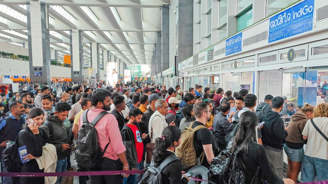 IndiGo Chaos Deepens: DGCA Appeals To Pilots As 500+ Flights Hit By Nationwide Disruptions