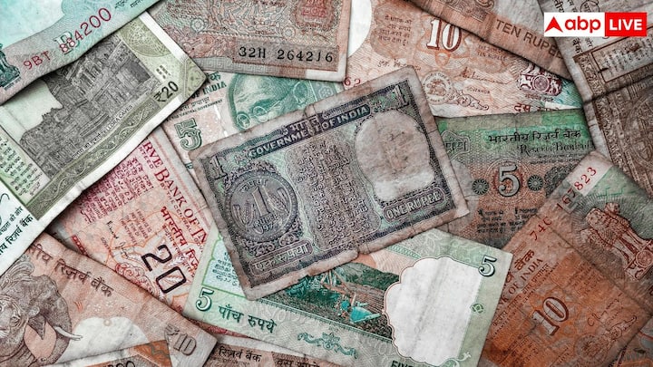 भारतीय रुपया खाड़ी देशों में इसलिए हावी हो गया था क्योंकि यह क्षेत्र ब्रिटिश प्रशासन के तहत भारत के साथ बड़े पैमाने पर व्यापार करते थे. ज्यादातर खाड़ी देशों में कोई औपचारिक करेंसी सिस्टम नहीं था. यही वजह थी कि उन्हें भारतीय रुपया स्थिर, भरोसमंद और इंटरनेशनल व्यापार के लिए आसान लगता था.