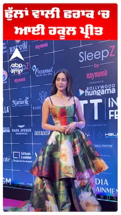 ਗੁਲਾਬ ਜਾਮੁਨ ਦੇ ਰੰਗ ਦਾ ਕੋਟ–ਪੈਂਟ ਪਾ ਕੇ ਆਇਆ ਰਾਜਕੁਮਾਰ