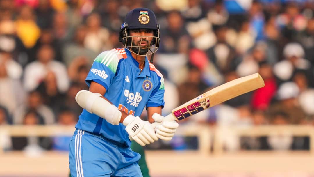 <div>'Treat Him As A Bowler Who Can Bat': Ashwin’s Strong Message On Washington Sundar’s Role</div>