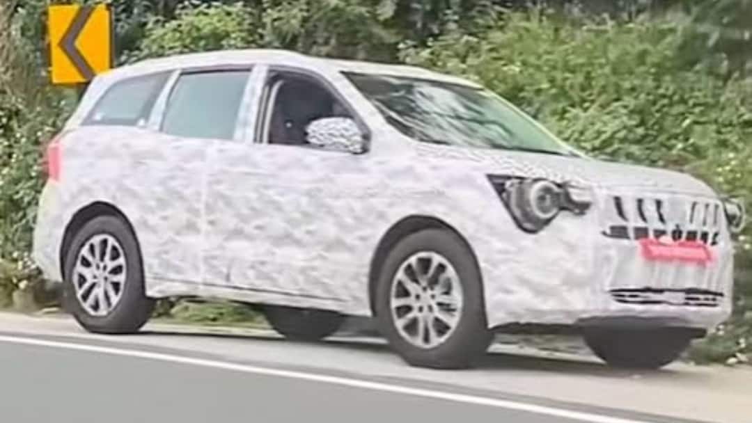 Mahindra XUV700 Facelift Coming In January 2026: What To Expect