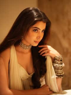 कितनी पढ़ी-लिखी हैं सारा अर्जुन? 'धुरंधर' में कमाल की एक्टिंग से छा गई हैं एक्ट्रेस