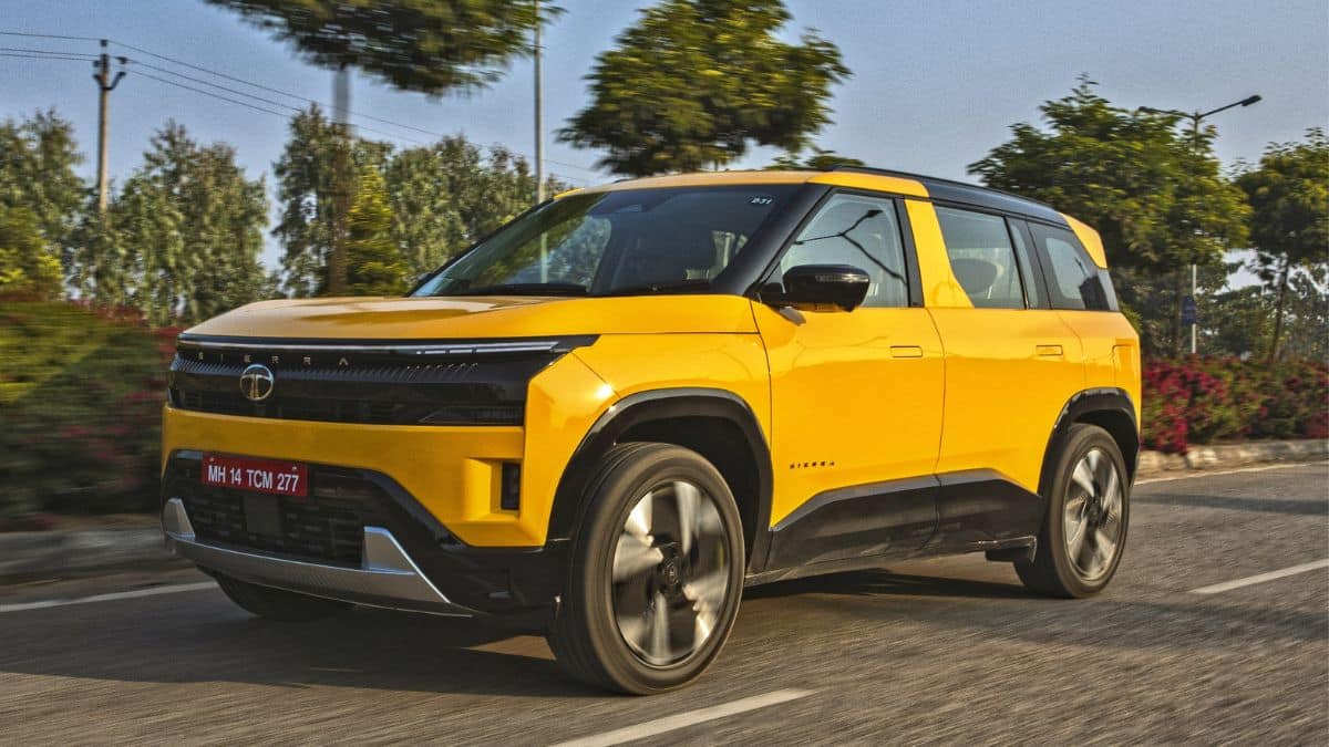 Tata Sierra Near Top-End Variants Are Priced Less Than Rivals!