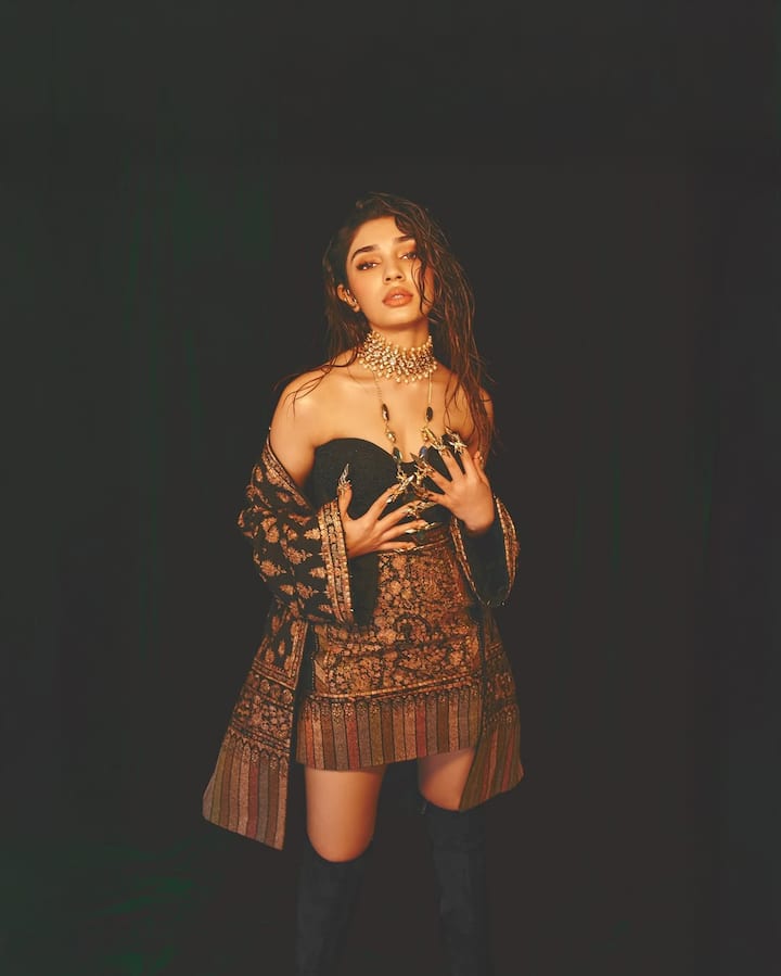 તે સમયે તે માત્ર 17 વર્ષની હતી અને તેની પ્રથમ ફિલ્મમાં જ કીર્તિએ તેની અભિનય ક્ષમતા સાબિત કરી હતી.