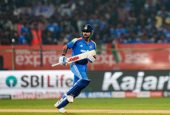 এই মাঠেই তিনটি শতরানসহ তিনি মোট ৬৫২ রান করেছেন, ১০৮-র অধিক গড় এবং ১০৩.৪৯ স্ট্রাইক রেটে। এত গড়ে কোনও মাঠে এর থেকে অধিক রান করার কৃতিত্ব আর কোনও ব্যাটারের নেই।