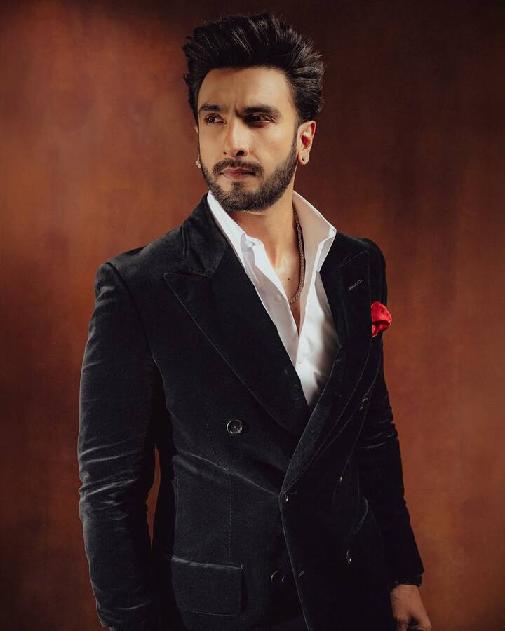 कॉमर्स और अर्थशास्त्र की पढ़ाई के लिए रणवीर ने एच.आर. कॉलेज का चुनाव हुआ. कॉलेज टाइम में उनके गेम-चेंजर्स साबित हुए, उन्हें अपने करियर के सपने को पूरा करने का मौका मिला और उनकी ताकत और डिसिप्लिन में और निखार आया।