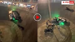 स्टंट बना आफत: मौत के कुएं में कारों की जोरदार टक्कर, दोनों गाड़ियां गिरते ही मच गई चीख-पुकार