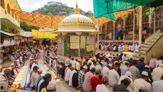 Hindu Sena Challenges Offering Of Chadar At Ajmer Dargah, Court Issues Notice To Minority Affairs Ministry