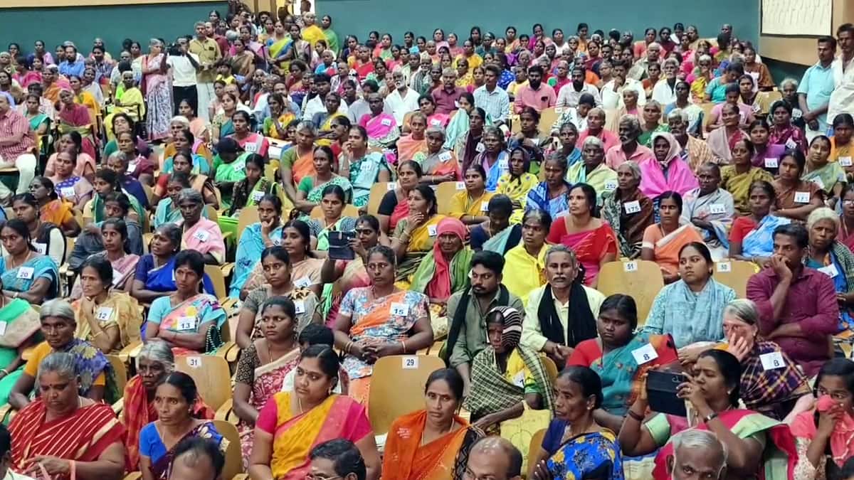 பாஜகவும்,அதிமுகவும் டெல்டா விவசாயிகளை வைத்து அரசியல் செய்கிறது. அமைச்சர் சக்கரபாணி பரபரப்பு குற்றச்சாட்டு!