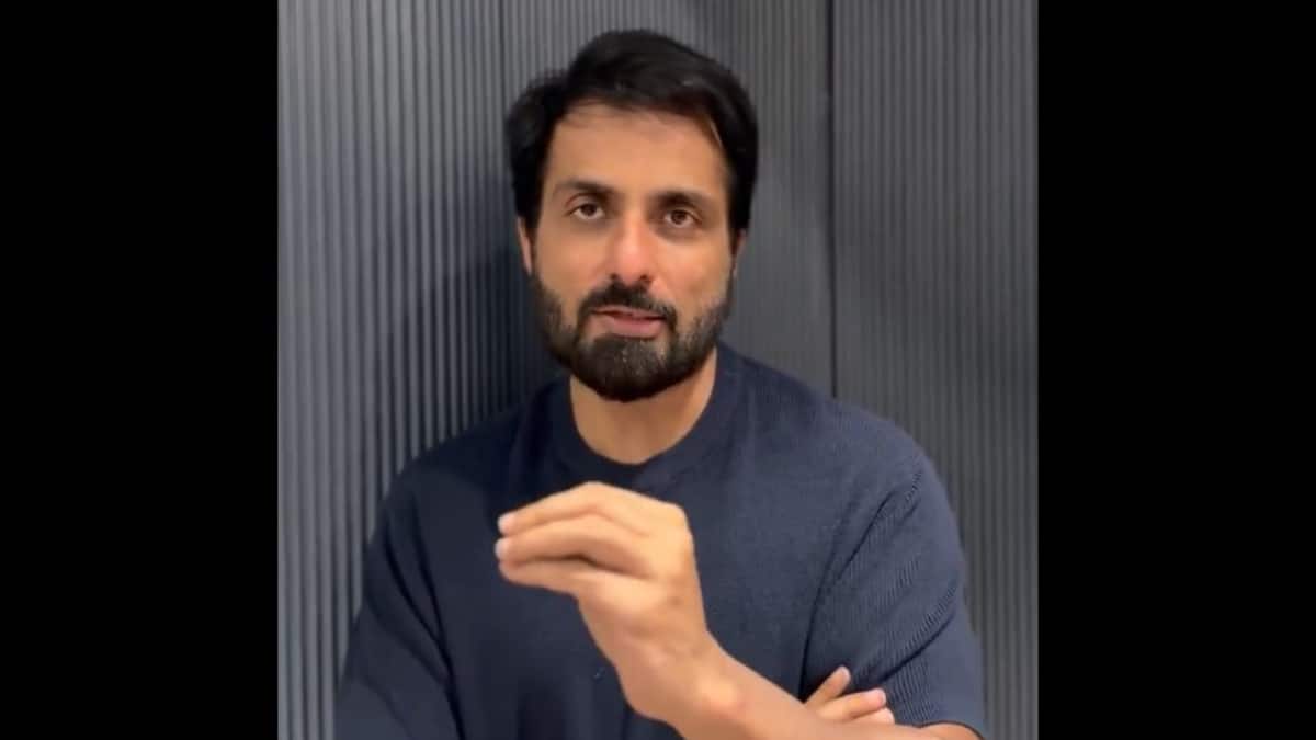 IndiGo Flight Chaos: Sonu Sood, Vir Das Urge Passengers Not To Target Ground Staff