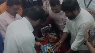 Eknath Shinde : मस्क्युलर डिस्ट्रॉफीग्रस्त मुलांसाठी सरकारचा पाठपुरावा; उपमुख्यमंत्री शिंदेंची 100 इलेक्ट्रिक व्हीलचेअर देण्याची घोषणा