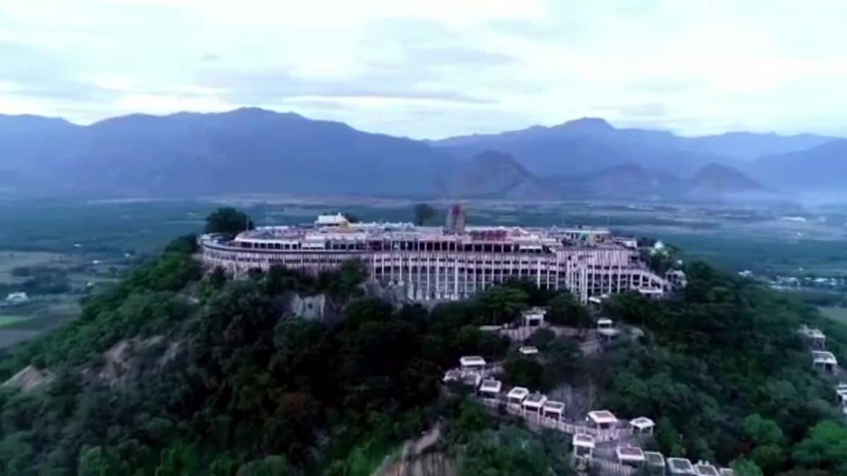 பழனியில் திருஆவினன்குடி கோவில் கும்பாபிஷேகம்: ஆயிரக்கணக்கான பக்தர்கள் பங்கேற்பு!